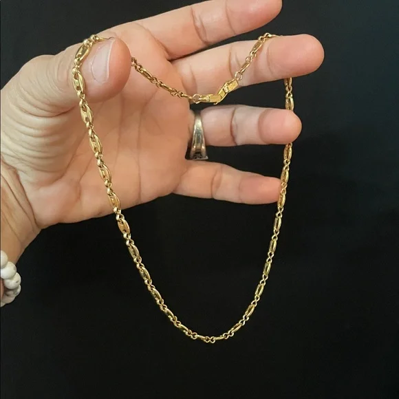 VINTAGE Givenchy NECKLACE EUC Gold - Picture 9 of 13